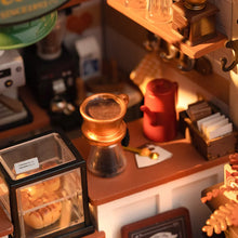 Load image into Gallery viewer, Miniature House - No. 17 Café