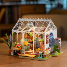 Load image into Gallery viewer, Miniature House - Dreamy Garden House