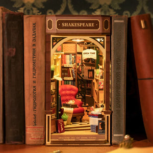 DIY Book Nook kit - Bookstore