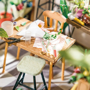 Miniature House - Emily's Flower Shop