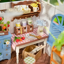Load image into Gallery viewer, Miniature House - Dreamy Garden House