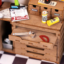 Load image into Gallery viewer, Miniature House - Garage Workshop