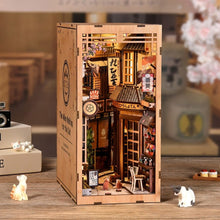 Load image into Gallery viewer, DIY Book Nook Kit - The alley waiting for the cat