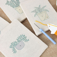 Load image into Gallery viewer, Punch Needle Kits (4 pieces) with frames - Green Oasis