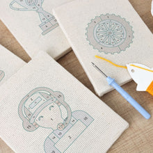 Load image into Gallery viewer, Punch Needle Kits (4 pieces) with frames - Race Day