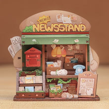 Load image into Gallery viewer, Miniature House - Little Newsstand