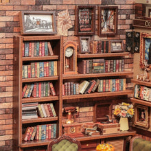 Load image into Gallery viewer, Miniature House - Corner Coffee Shop