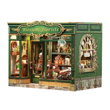 Load image into Gallery viewer, Miniature House - Blossom Florists