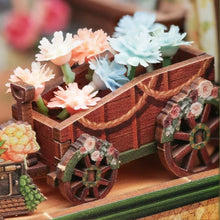 Load image into Gallery viewer, Miniature House - Blossom Florists