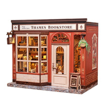 Load image into Gallery viewer, Miniature House - Thames Bookstore