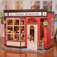 Load image into Gallery viewer, Miniature House - Thames Bookstore