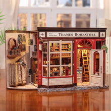 Load image into Gallery viewer, Miniature House - Thames Bookstore