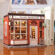 Load image into Gallery viewer, Miniature House - Thames Bookstore