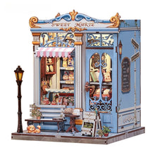 Load image into Gallery viewer, Miniature House - Sweet Marie