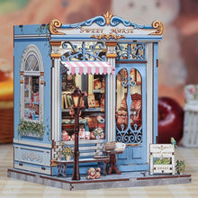 Load image into Gallery viewer, Miniature House - Sweet Marie