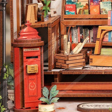 Load image into Gallery viewer, Miniature House - Jack's Bookery
