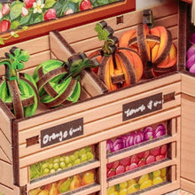 Load image into Gallery viewer, Miniature House - The Greens' Grocery