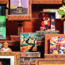 Load image into Gallery viewer, Miniature House - Gallery Bookstore