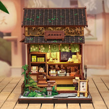 Load image into Gallery viewer, Miniature House - Kurihara Sweets Figured'Art