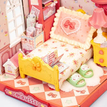 Load image into Gallery viewer, Miniature House - Mousse's Sweet Night