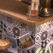 Load image into Gallery viewer, Miniature House - Simon's Coffee