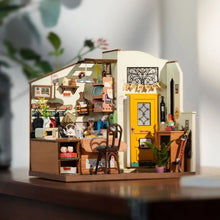 Load image into Gallery viewer, Miniature House - Cozy Kitchen