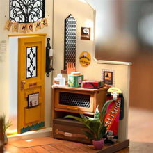 Load image into Gallery viewer, Miniature House - Cozy Kitchen