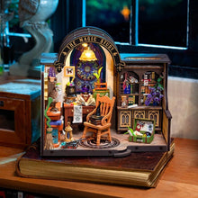 Load image into Gallery viewer, Miniature House - The Magic Study