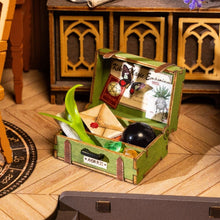 Load image into Gallery viewer, Miniature House - The Magic Study