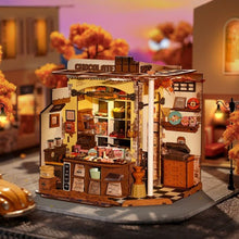 Load image into Gallery viewer, Miniature House - Henry's Chocolate