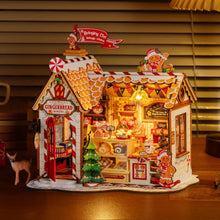 Load image into Gallery viewer, Miniature House - Gingerbread House