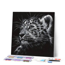 Load image into Gallery viewer, Diamond Painting | Diamond Painting - Black and white Leopard | animals Diamond Painting Animals leopards | FiguredArt
