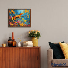 Load image into Gallery viewer, Diamond Painting - Golden Salamander