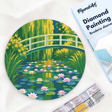 Load image into Gallery viewer, Diamond Painting on Wood Slice - Water Lilies and Japanese Bridge - Monet Figured'Art UK