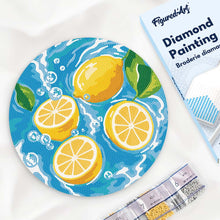 Load image into Gallery viewer, Diamond Painting on Wood Slice - Citrus Breeze Figured'Art UK