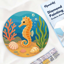Load image into Gallery viewer, Diamond Painting on Wood Slice - Seahorse Figured'Art UK