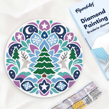 Load image into Gallery viewer, Diamond Painting on Wood Slice - Christmas Mandala Figured'Art UK