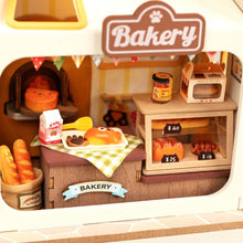 Load image into Gallery viewer, Miniature House - Teddy's Breadbox