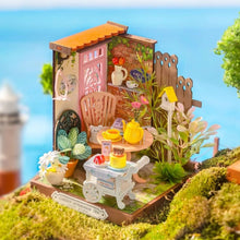 Load image into Gallery viewer, Miniature House - Fancy Tea Yard