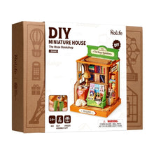 Load image into Gallery viewer, Miniature House - The Muse Bookshop