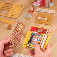 Load image into Gallery viewer, Miniature House - Pawfect Pet Shop