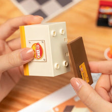 Load image into Gallery viewer, Miniature House - Yum Yum Burgers