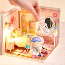 Load image into Gallery viewer, Miniature House - Lovely Pink Bedroom