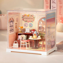 Load image into Gallery viewer, Miniature House - Honey Tea Lounge Figured'Art