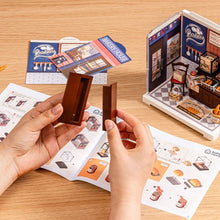 Load image into Gallery viewer, Miniature House - Butter Bakery House