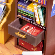 Load image into Gallery viewer, Miniature House - Memory Book Store