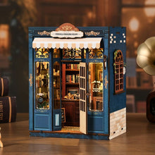 Load image into Gallery viewer, DIY Book Nook Kit - The Pergola Reading Room Figured'Art