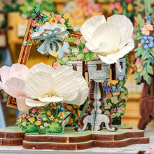 Load image into Gallery viewer, Miniature House - Windsor Flower House