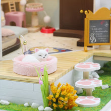 Load image into Gallery viewer, Miniature House - Cat Cafe Garden