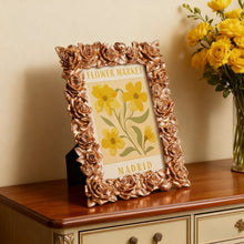 Load image into Gallery viewer, Mini Paint by number with frame - Flower market - Madrid